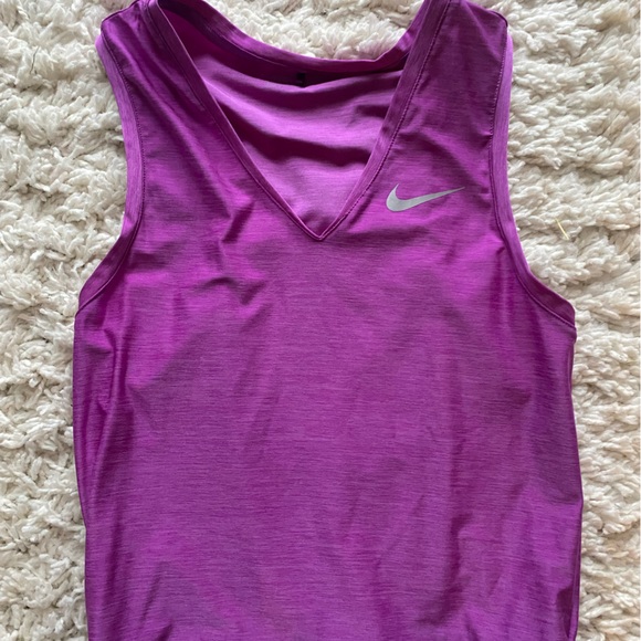 Nike Women’s Dri FIT Golf Dress - Picture 8 of 9